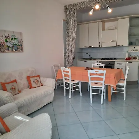 Casa Lesto Aparthotel *