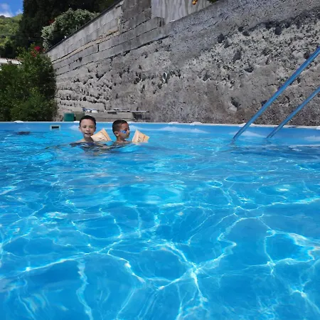 Aparthotel Casa Lesto